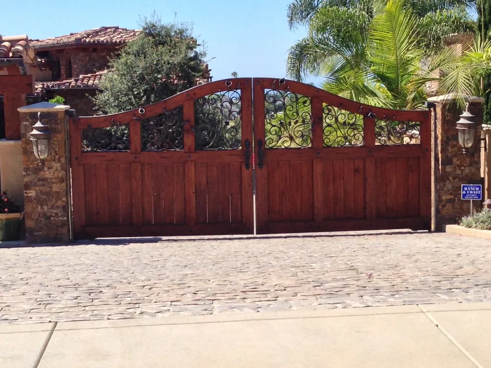 Reliable privacy fencing experts serving Poway, CA - Poway Automatic Gates