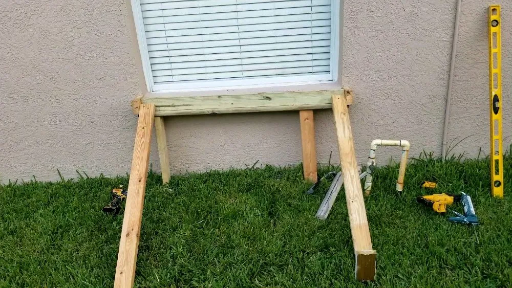 Trusted wood fence service service in Brandon, FL - Powers Construction