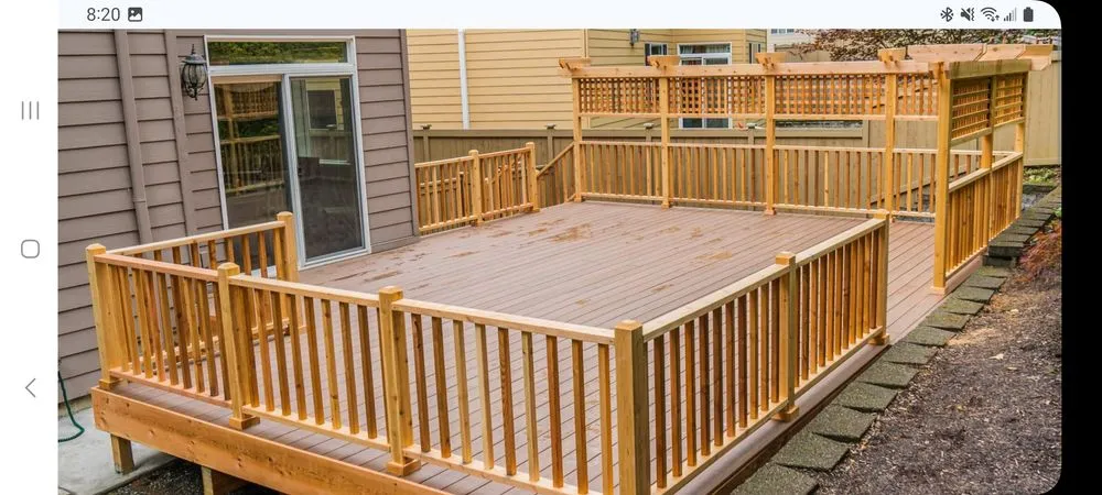 Top-rated vinyl fence installation experts serving Everett, WA - Precision Decks & Fences