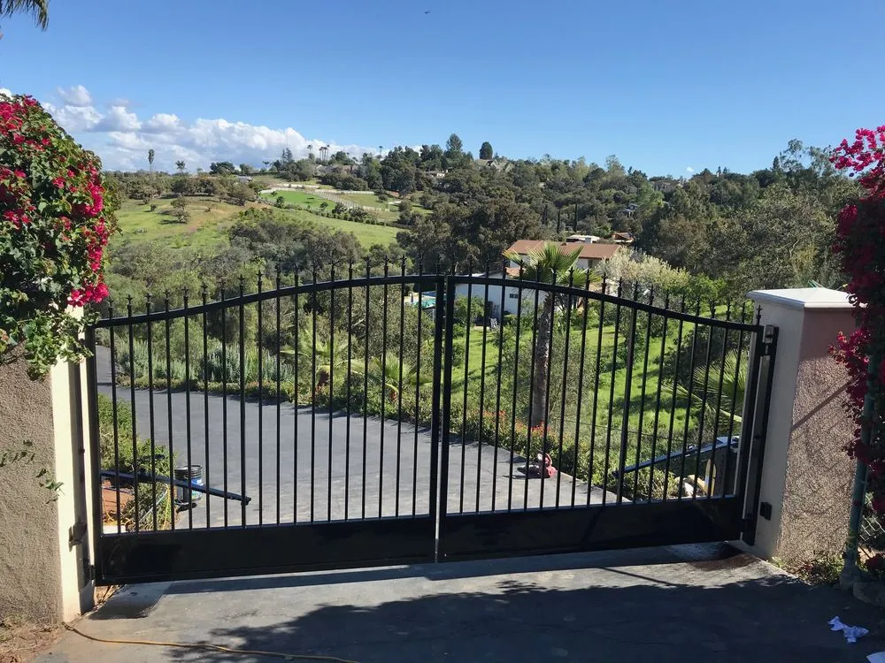 Expert chain link fencing for homes in Fallbrook, CA by Pro Gates