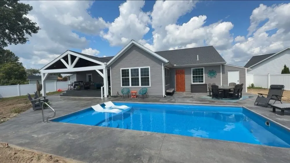 Top-rated chain link fencing for homes in Elida, OH by ProBuilders Creation