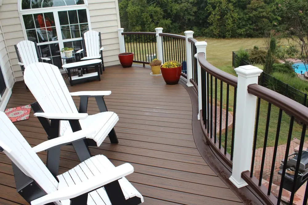 Trusted vinyl fence installation experts serving Gainesville, VA - PROdeck Construction