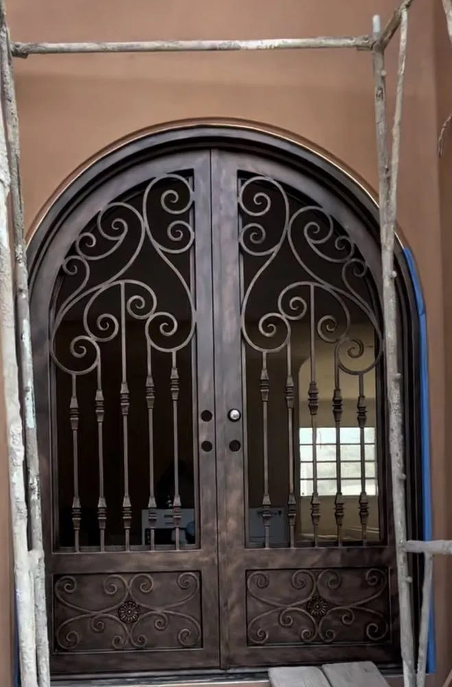 Reliable wood fence service experts serving El Monte, CA - Projects Welding