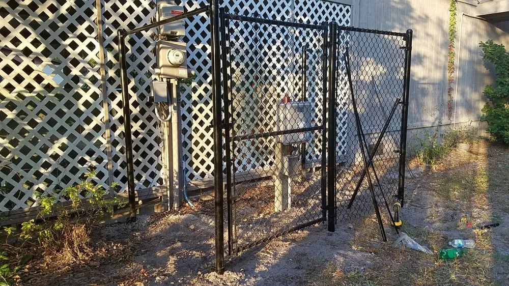 Quality privacy fencing experts serving Ruskin, FL - Python Fence