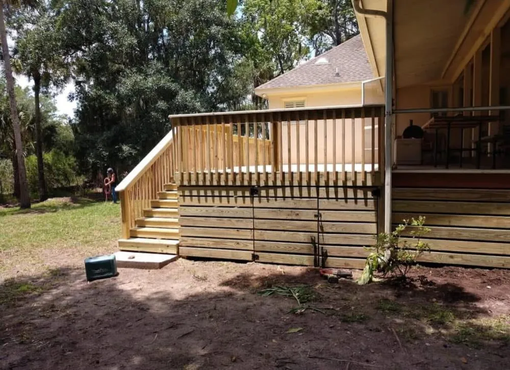 Affordable wood fence service experts serving Fleming, GA - Quality Deck Builders