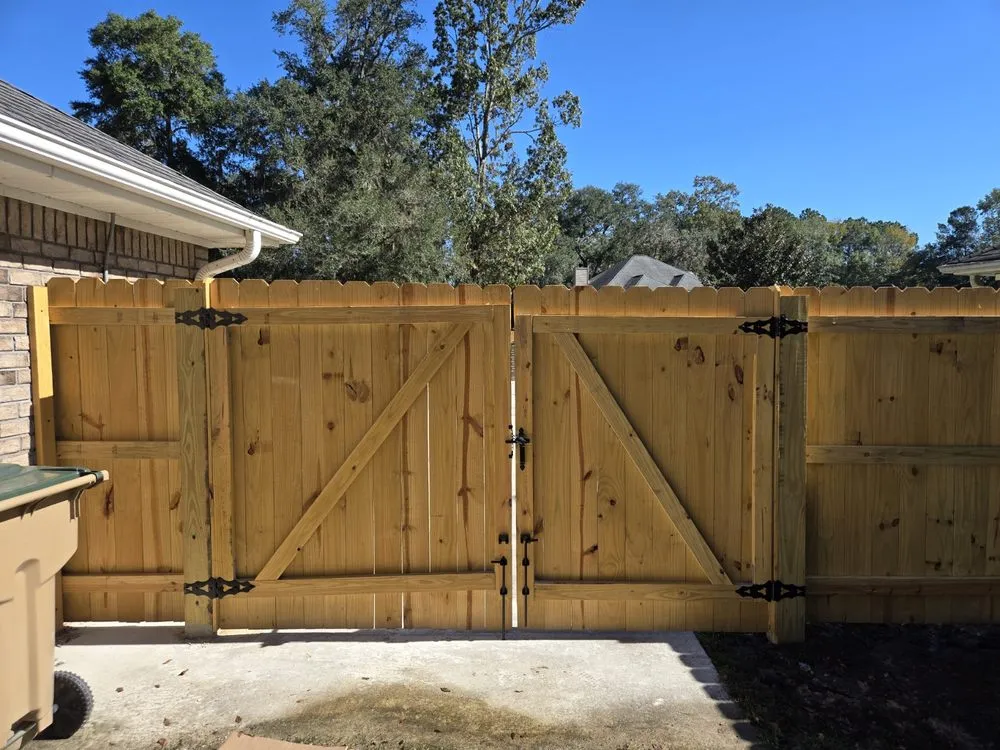 Affordable fence repair service in Fleming, GA - Quality Deck Builders