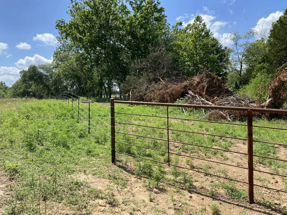 Affordable wood fence service service in Bourbon, MO - Ranch Hands