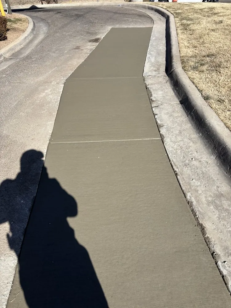 Quality wood fence service service in Amarillo, TX - RC Construction