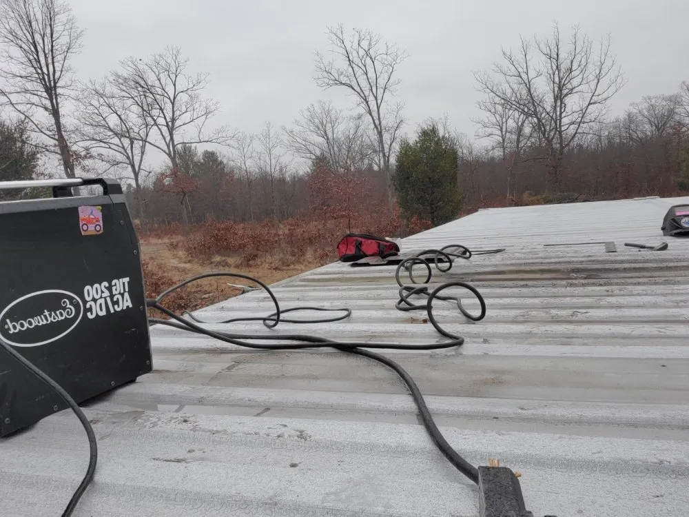 Local wood fence service experts serving Sterling, MI - Redthin Services
