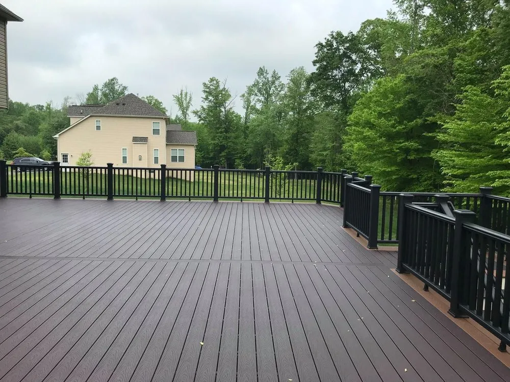 Reliable wood fence service service in Laurel, MD - Reliable Construction