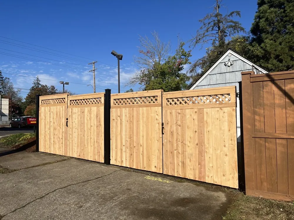 Local vinyl fence installation in Gresham, OR by Rick's Custom Fencing & Decking