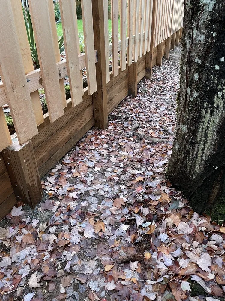 Affordable vinyl fence installation service in Gresham, OR - Rick's Custom Fencing & Decking