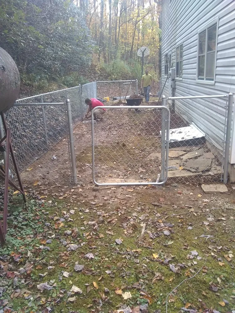 Trusted privacy fencing in Deep Gap, NC by Ridge Runner Construction