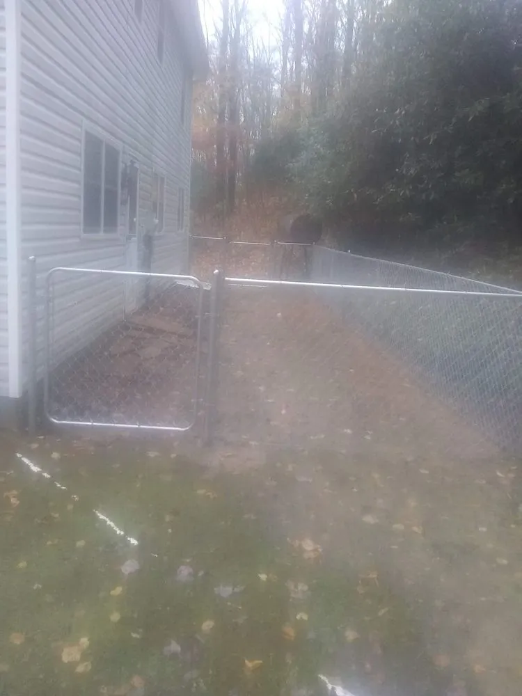 Reliable chain link fencing experts serving Deep Gap, NC - Ridge Runner Construction