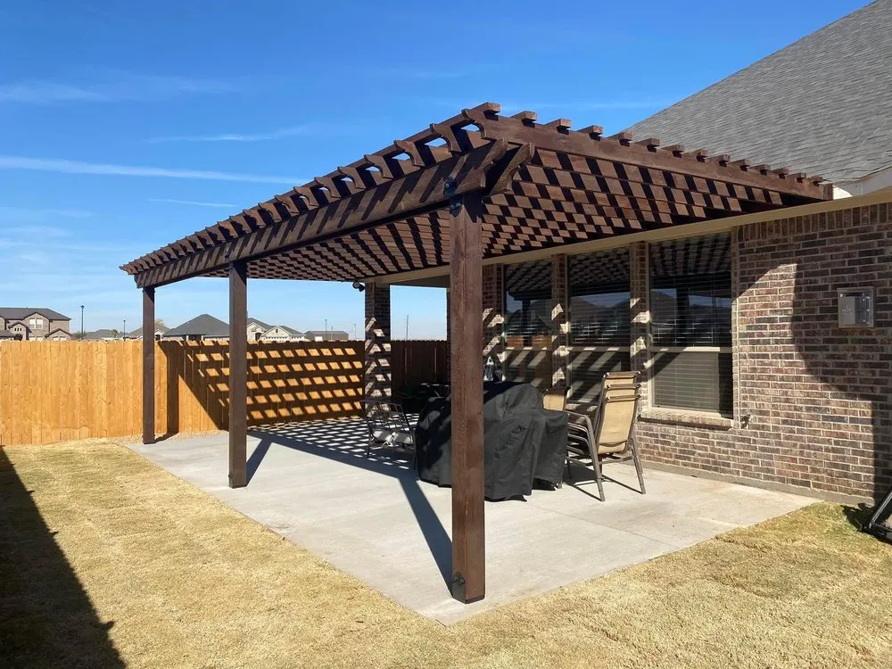 Reliable chain link fencing experts serving Austin, TX - Rivera Construction Services