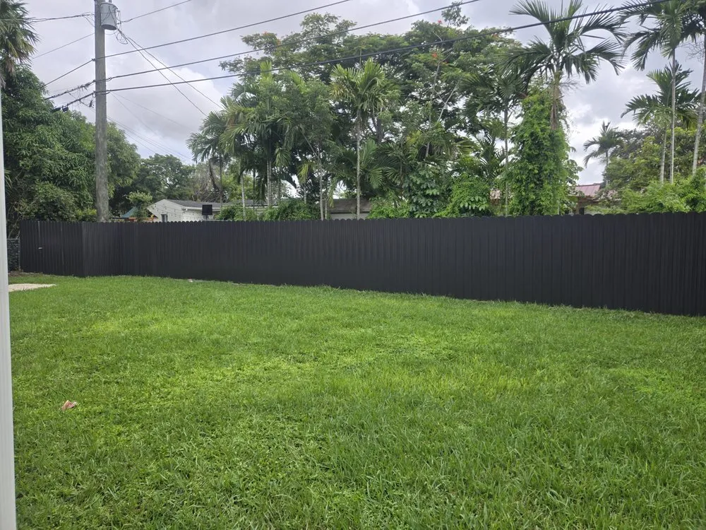 Trusted privacy fencing for homes in Miami, FL by Rr Cabrera Solution