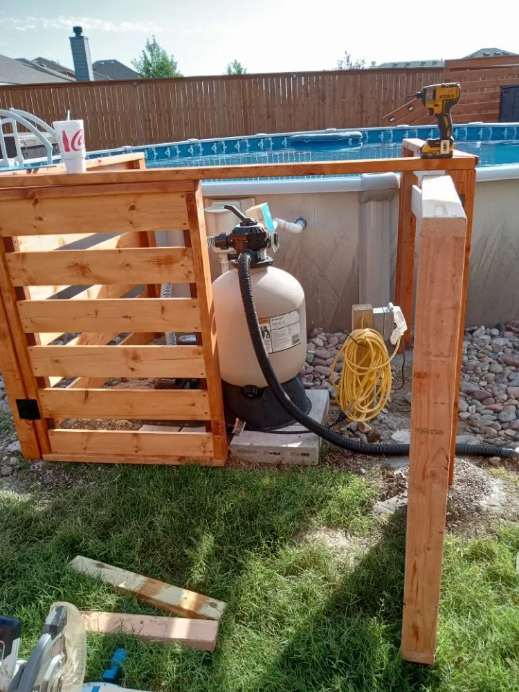 Quality privacy fencing experts serving Commerce, TX - R&R Communication