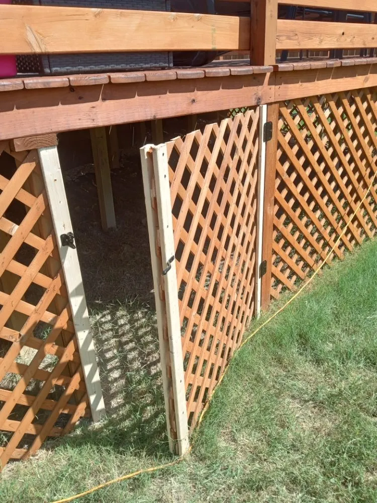 Top-rated privacy fencing in Commerce, TX by R&R Communication