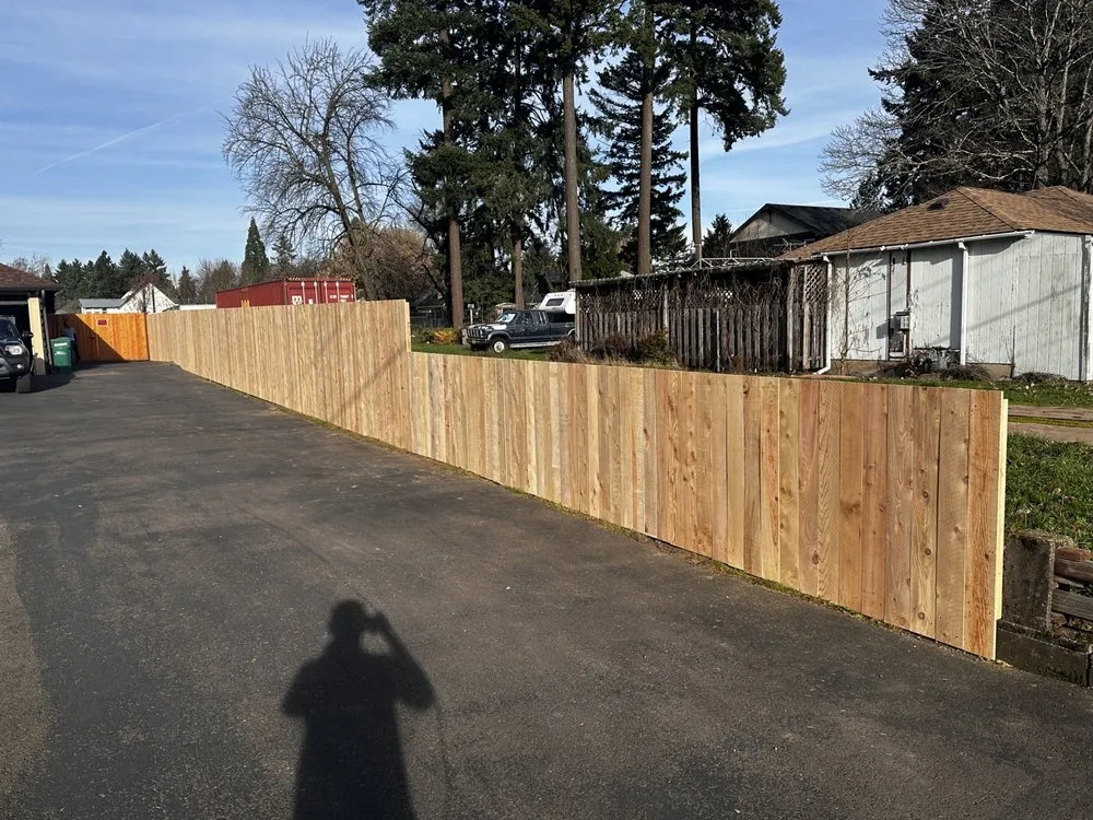 Quality wood fence service experts serving Gresham, OR - RRR Construction