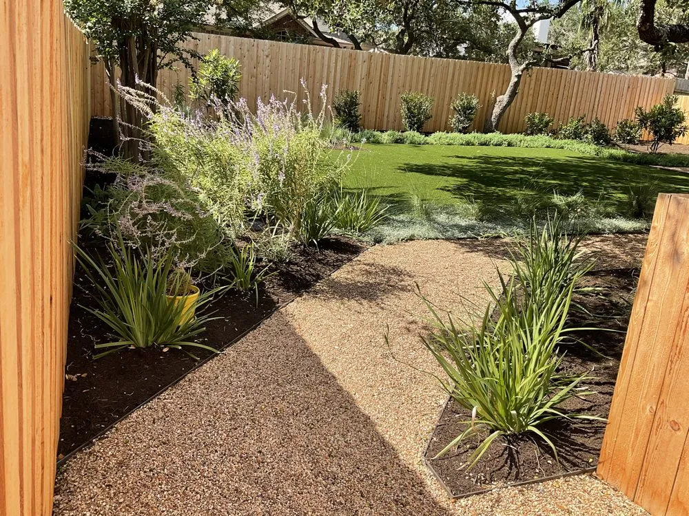 Quality vinyl fence installation for homes in Kyle, TX by Rubix Construction