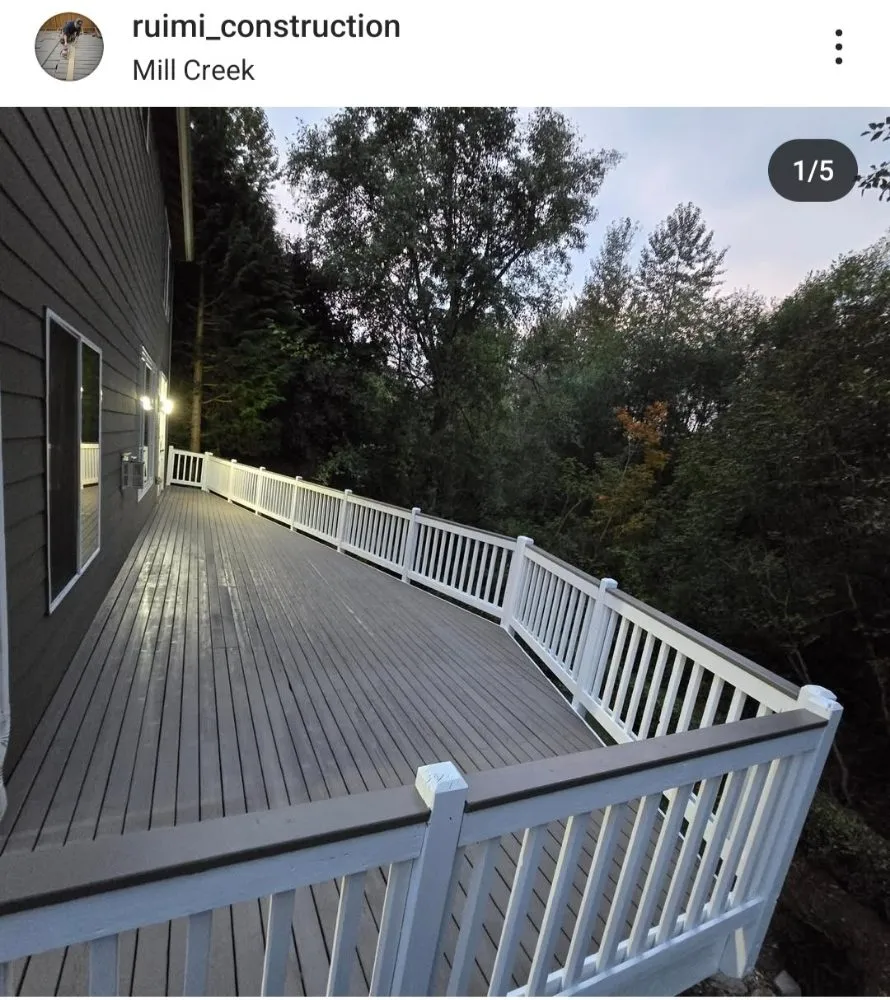 Quality vinyl fence installation experts serving Everett, WA - RUIMI CONSTRUCTION