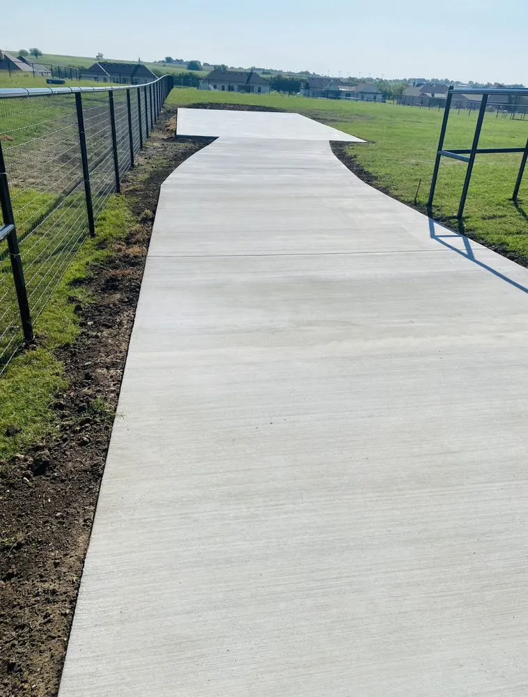 Local fence repair experts serving Euless, TX - Sam’s Concrete Solution