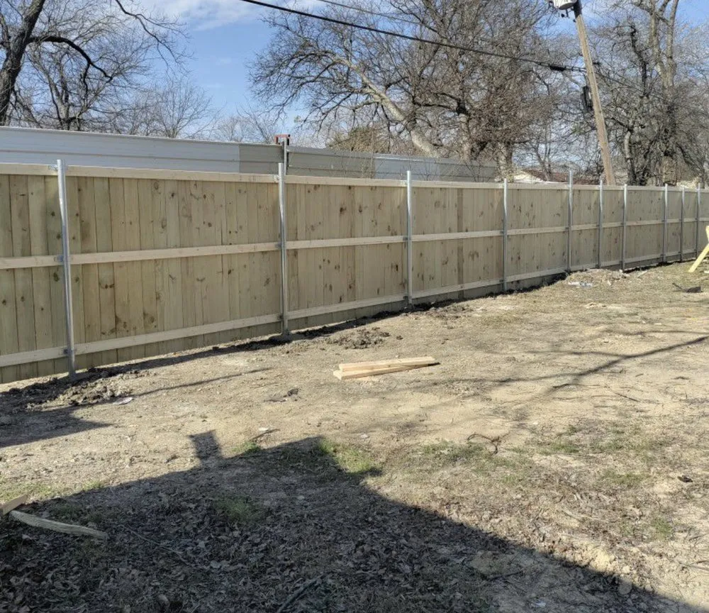 Professional wood fence service in Euless, TX by Sam’s Concrete Solution