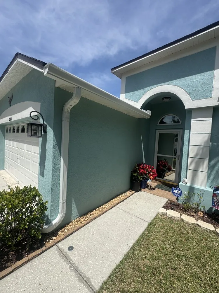 Expert chain link fencing experts serving Riverview, FL - Seamless Structures