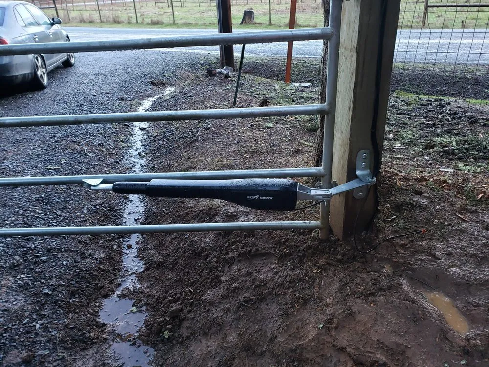 Reliable vinyl fence installation for homes in Eugene, OR by Secure Access & Entry