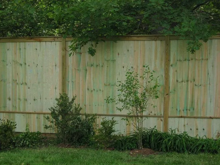 Expert chain link fencing experts serving Darlington, IN - Secure Superstructures