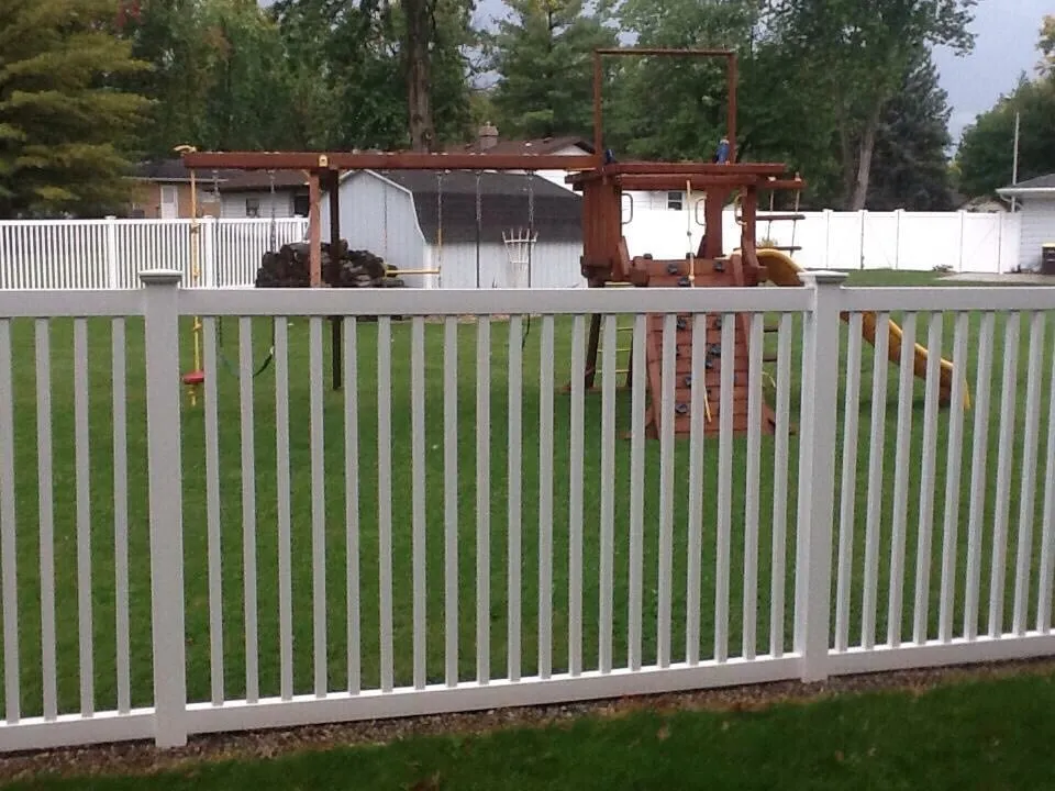 Trusted fence installation service in Darlington, IN - Secure Superstructures