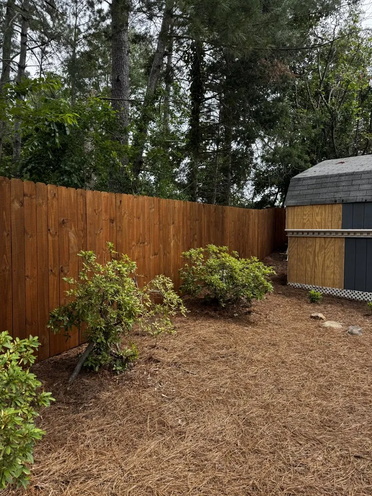 Local wood fence service service in Inman, SC - Serenity Structures