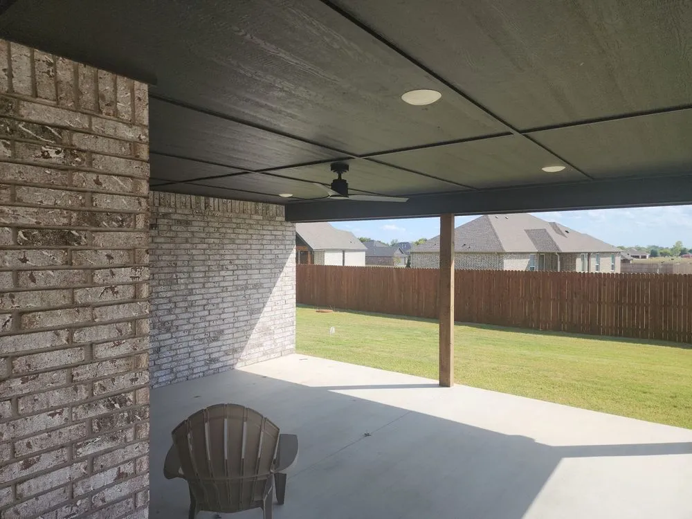 Affordable vinyl fence installation for homes in Tulsa, OK by Shell Services