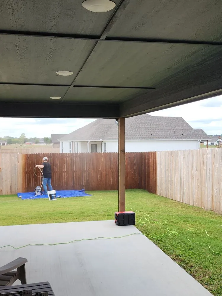 Expert fence repair for homes in Tulsa, OK by Shell Services