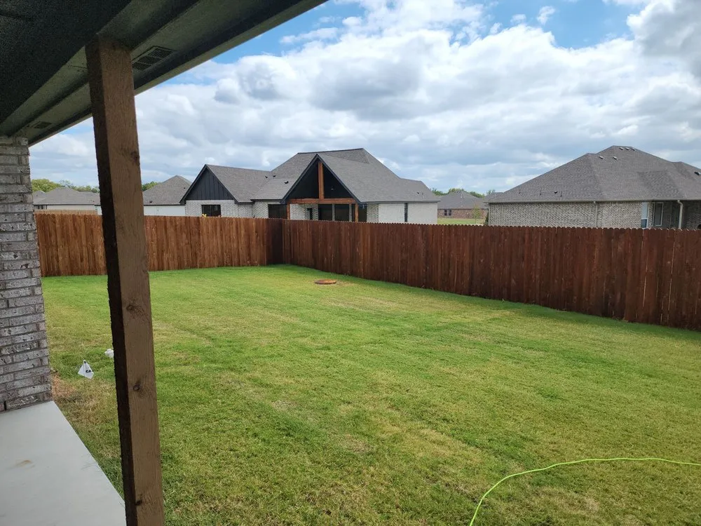 Professional vinyl fence installation experts serving Tulsa, OK - Shell Services