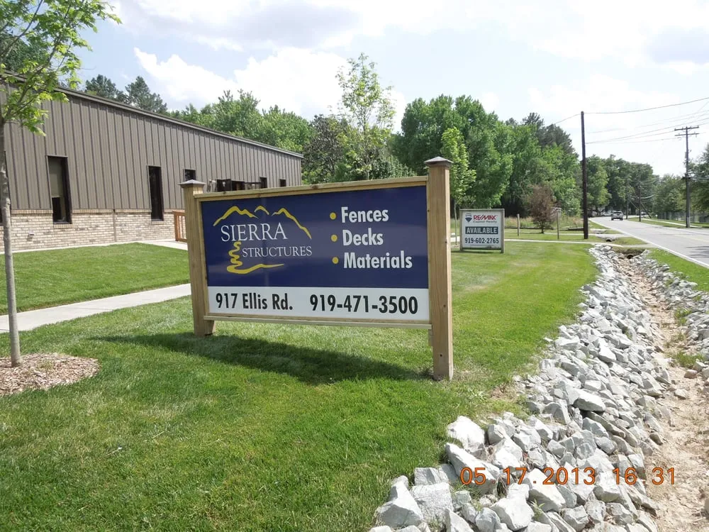 Local privacy fencing service in Durham, NC - Sierra Structures