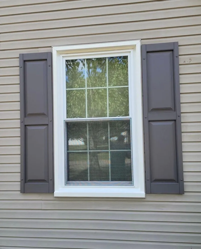 Affordable wood fence service in Canton, OH by Silver Leaf