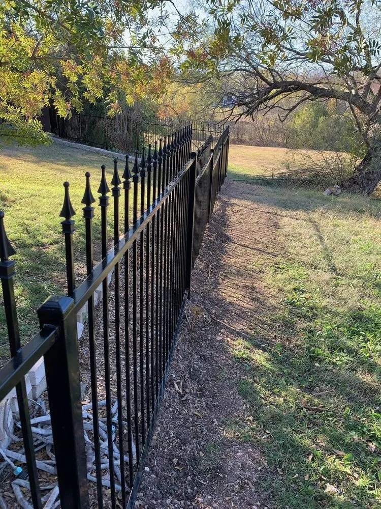 Reliable fence installation service in Carrollton, TX - SimCat