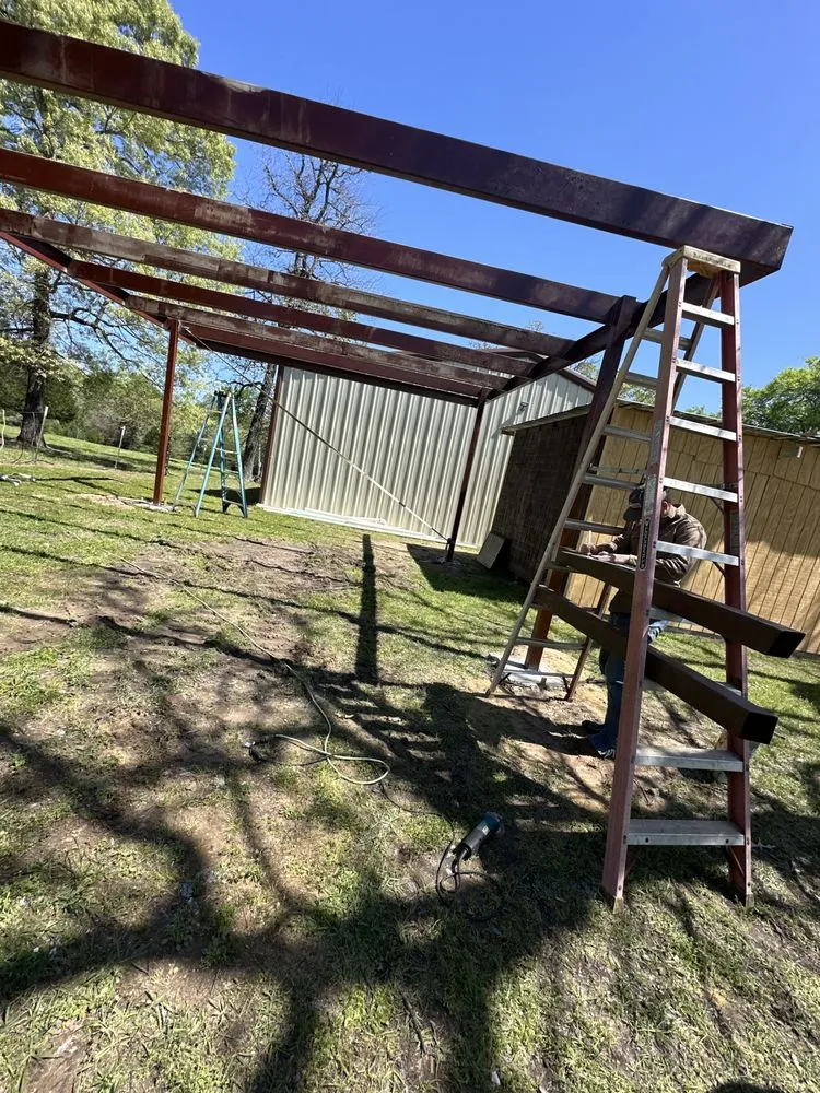 Local vinyl fence installation service in Centerville, TX - Sms Construction