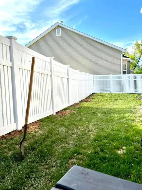 Trusted wood fence service in Chesterfield, MO by Snapper Construction