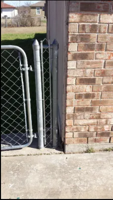 Quality vinyl fence installation service in Cleburne, TX - Snyder Services