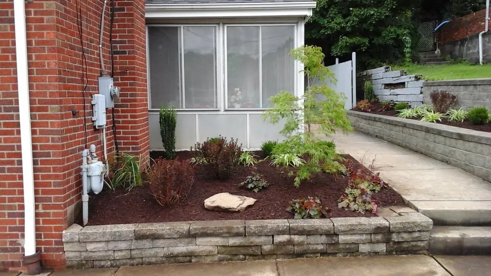 Top-rated fence installation experts serving Pittsburgh, PA - Solid Contracting