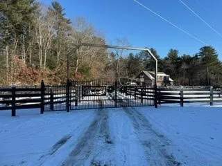 Affordable privacy fencing experts serving Hanson, MA - Solid Fence