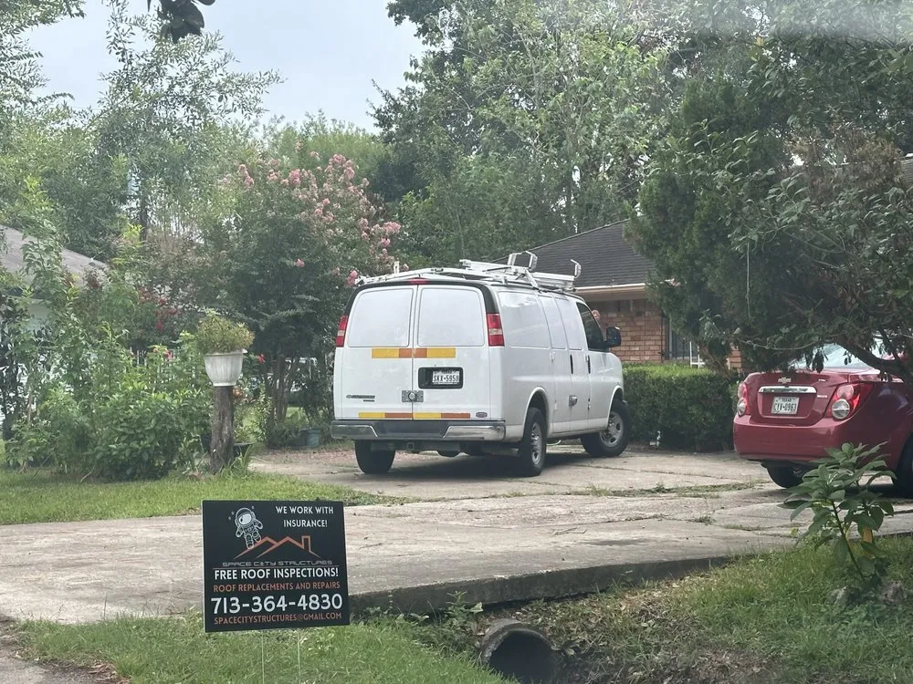 Affordable fence installation service in Spring, TX - Space City Structures