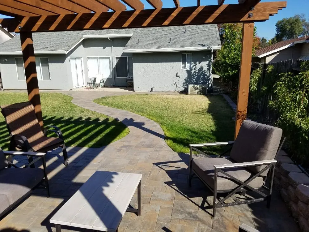 Professional fence repair in Redding, CA by SRH General Engineering
