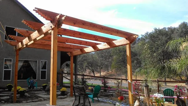 Top-rated chain link fencing experts serving Redding, CA - SRH General Engineering