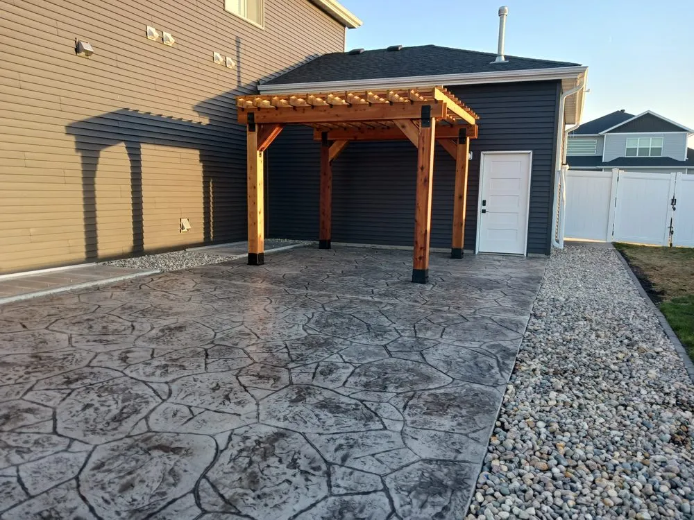 Quality fence repair experts serving Fargo, ND - Stringline Projects