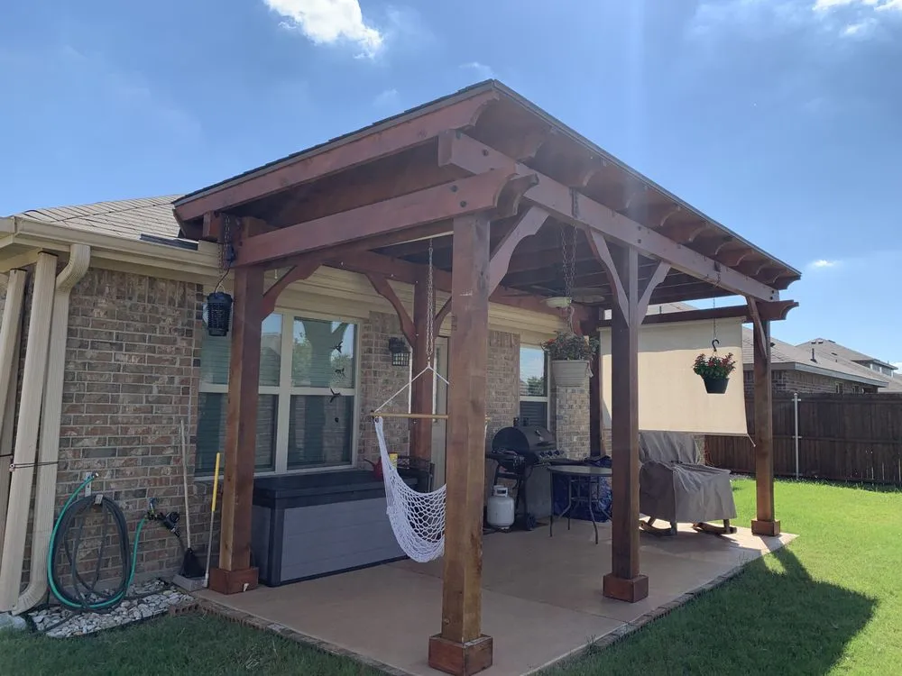 Quality vinyl fence installation experts serving Rowlett, TX - Structurescapes