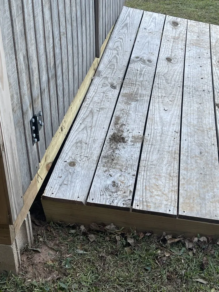 Professional chain link fencing service in Mobile, AL - Studs Contracting