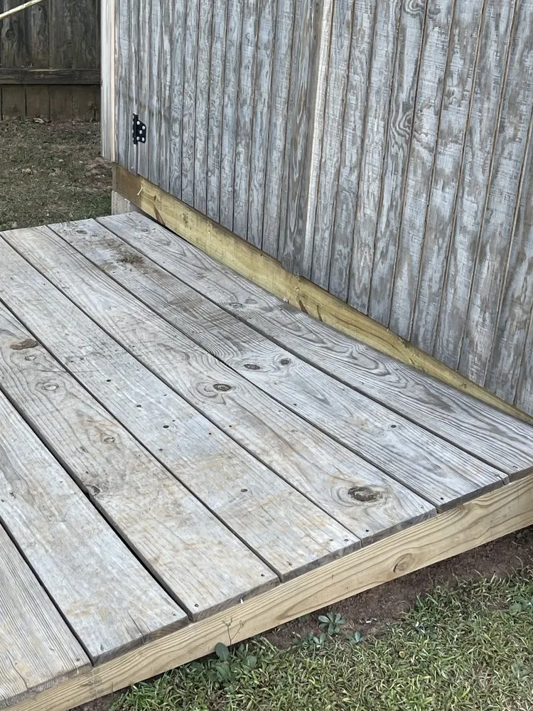 Local privacy fencing in Mobile, AL by Studs Contracting
